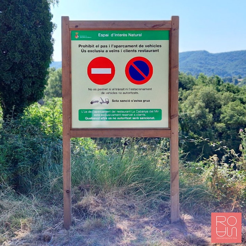 Cartellera per espais naturals protegits - prohibit el pas